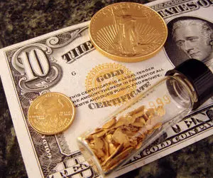 افت ارزش دلار طلای جهانی را گران تر کرد