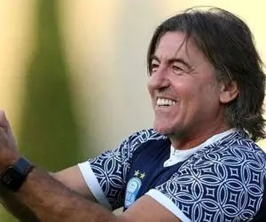 ساپینتو دربی لب خط است؟