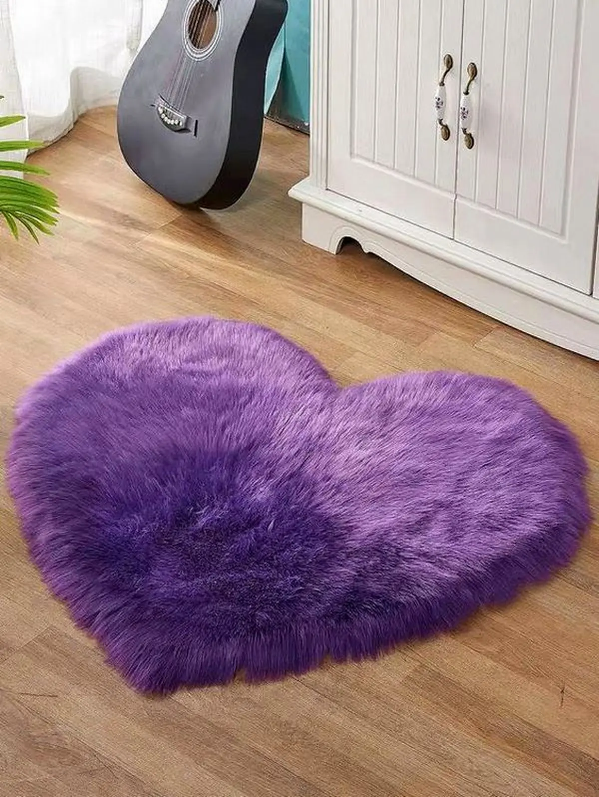 purple-theme-bedroom-decoration-00