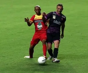 پیشنهاد فولاد به پرسپولیس؛ 3 بازیکن بدهید شیمبا را ببرید!