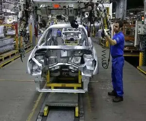 حمله تند رئیس انجمن قطعه‌سازان خودرو به نمایندگان مجلس