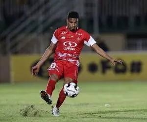 دوخارجی پرسپولیس مقابل در خروجی؛ هموطنان سرمربی در صف
