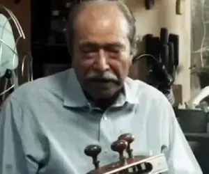 آواز احساسی؛ علی نصریان رفته خونه رفیق قدیمش چه زیبا و با عشق میخونه دلت پر میکشه