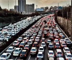 ترافیک سنگین در آزادراه‌های تهران – کرج و پردیس – تهران