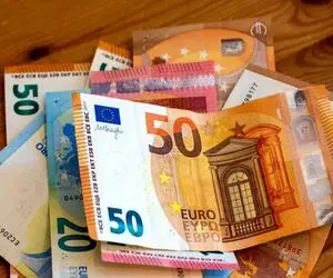قیمت یورو امروز پنجشنبه 10 اردیبهشت 1405