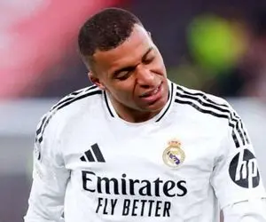 ستاره رئال برای چهارمین بار فوتبالیست سال فرانسه شد