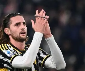 بارسلونا به دنبال هافبک یوونتوس