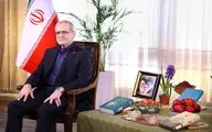 نشان روی کُت پزشکیان هنگام خواندن پیام نوروزی چه بود؟