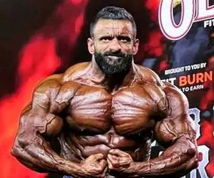 بهروز تابانی کنار رفت؛ هادی چوپان یک قدم تا قهرمانی در مسترالمپیا