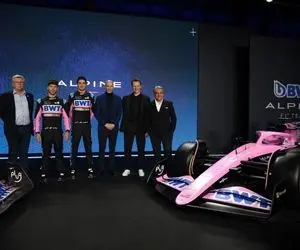 (عکس) ورود ناگهانی زیدان به دنیای فرمول یک!