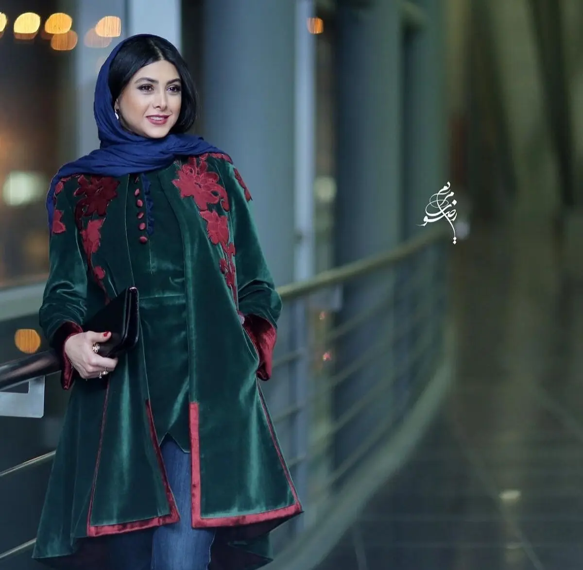 جسور پوش مثل آزاده صمدی 