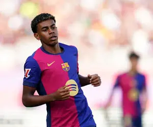 (عکس) لامین یامال هم مصدوم شد؟