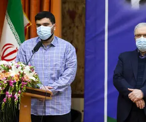 (عکس) پارسا نمکی اولین فردی که واکسن اسپوتنیک دریافت کرد کیست؟