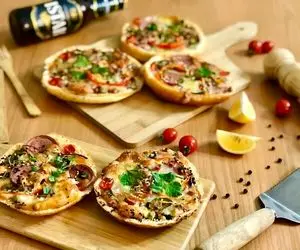 آموزش آشپزی؛ 4 مدل پیتزای خوشمزه با خمیر 5 دقیقه ای