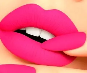 ده رنگ متنوع رژ لب لاکچری برای میکاپهای درست حسابی؛ قرمز یاقوتی کلاسیک، ارغوانی مخملی