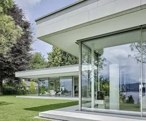 ویلا با نمای شیشه ای در تهران: زندگی لوکس در قلب شهر با کرتین وال