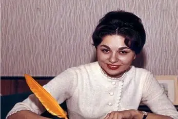 سفر به ایام قدیم؛ آخرین خوشگذرانی های فرح مخلوع در والت دیزنی