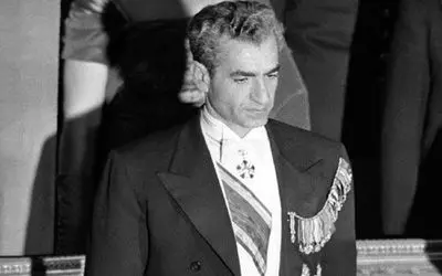 سفر به ایام قدیم؛ نگاه خوف انگیز محمدرضا پهلوی به گریه های غلامرضا تختی 