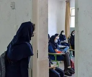 عدم ارائه خدمات آموزشی به دانش‌آموزان بدحجاب