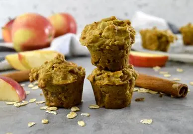 آموزش آشپزی؛ مقدار زیادی سیب، جو دو سر پرک و دارچین میشه این شیرینی خوشمزه