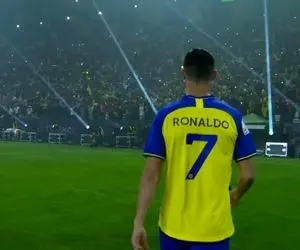 پیراهن رونالدو به کدام بازیکن پرسپولیس می رسد؟ 