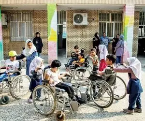 آزار جسمی و جنسی یک کودک معلول در مرکز توانبخشی