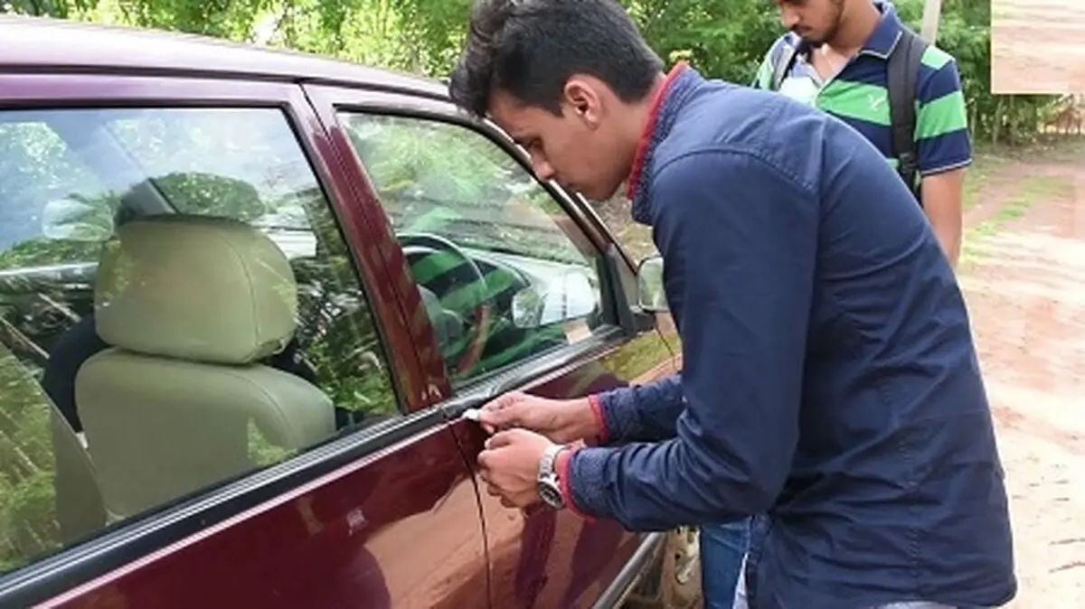 کلید412