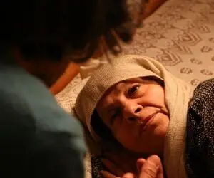 مادر بابک خرمدین: "روم نمیشه بگم بابک با من چکار می کرد"
