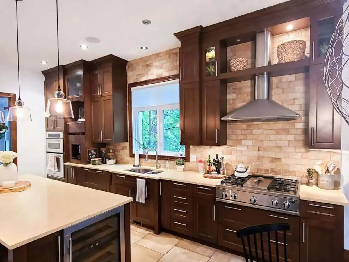 مقاوم-کردن-کابینت-ها-در-برابر-آب-با-روکش-ها