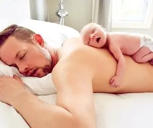 واکنش کاربران به پیشنهاد لخت خوابیدن عیسی کلانتری!