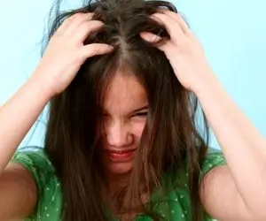 چگونه از شر شپش موی سر خلاص شویم؟
