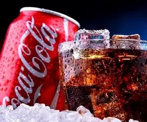 پایان شرکت نوشاب؛ ماجرای توقف تولید کوکاکولا در ایران چیست؟