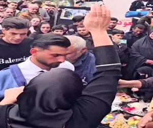 آواز جگرسوز؛ مادر داغدار لباسای دامادی پسرشو سرخاکش تن رفیقش دید کل کشید وای از غمش