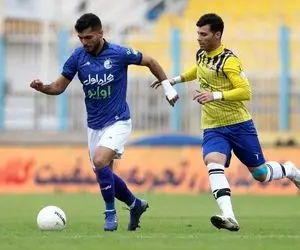 هافبک استقلال بازی با گل گهر را از دست داد!