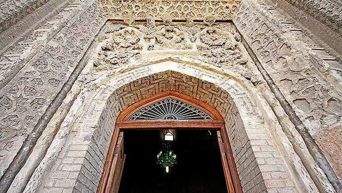 گنبد علویان