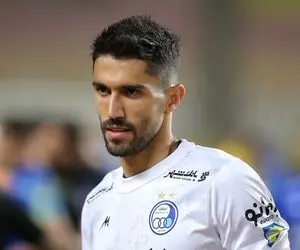 تیم پولدار صنعتی کاپیتان استقلال را قاپید