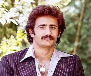 آواز هنرمندانه؛ رقص مجید مظفری تو دهه 40 سیگار به لب زیر و رو شده