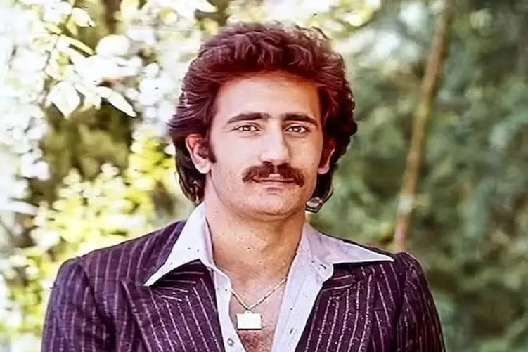 آواز هنرمندانه؛ رقص مجید مظفری تو دهه 40 سیگار به لب زیر و رو شده