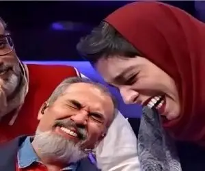 سکانس خندان/ محسن شریفیان اینبار کلا زن و مرد و قاطی می کنه/الیکا از خنده منفجر شده