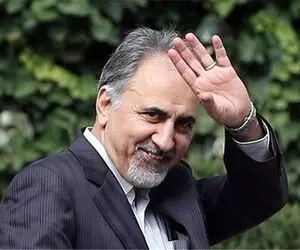 (عکس) محمدعلی نجفی شهردار سابق تهران در مراسم ختم مادر محمد عطریانفر