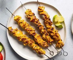 آموزش آشپزی؛ خوشمزه ترین جوجه کباب زعفرانی بدون زغال و منقل