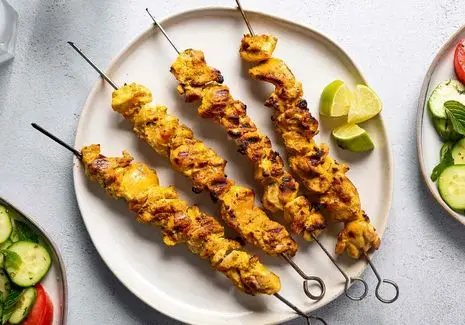 آموزش آشپزی؛ خوشمزه ترین جوجه کباب زعفرانی بدون زغال و منقل