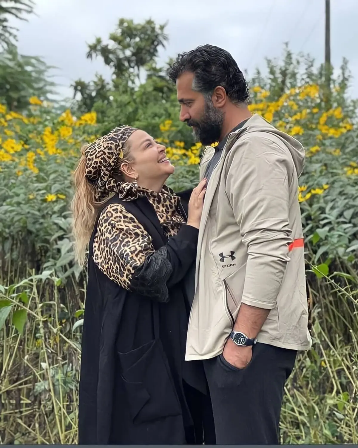 بهاره رهنما در کنار امیر خسرو عباسی