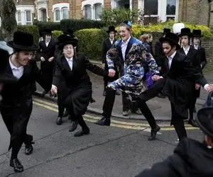 (عکس)عید پوریم یهودیان/ اجازه رابطه جنسی زنان یهودی با دشمن