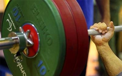 کسب مدال طلا توسط وزنه‌بردار معلول ایران در جام جهانی تایلند