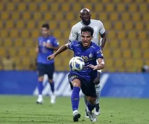 بازیکن شاخص در بازی دیشب استقلال چه کسی بود؟