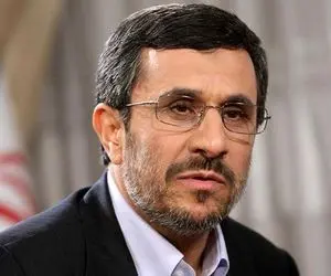 ورود احمدی‌نژاد به وزارت کشور با شعار خاص + ویدئو