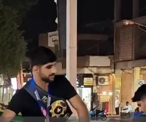 آواز محلی؛ مردم دزفول چه استقبال پر از ازدحامی از سردار سعید اسماعیلی کردن پدر غش کرد