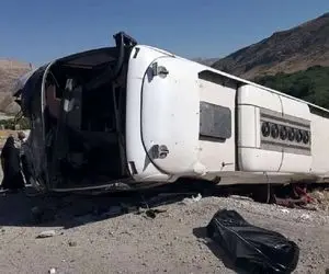 جزئیات واژگونی اتوبوس در بزرگراه تهران-کرج؛ ۴ نفر مصدوم شدند