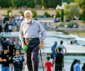 انتقاد بازنشستگان تامین اجتماعی از متناسب سازی حقوق/ افزایش ۳۰۰ تا ۴۰۰تومانی صدقه است